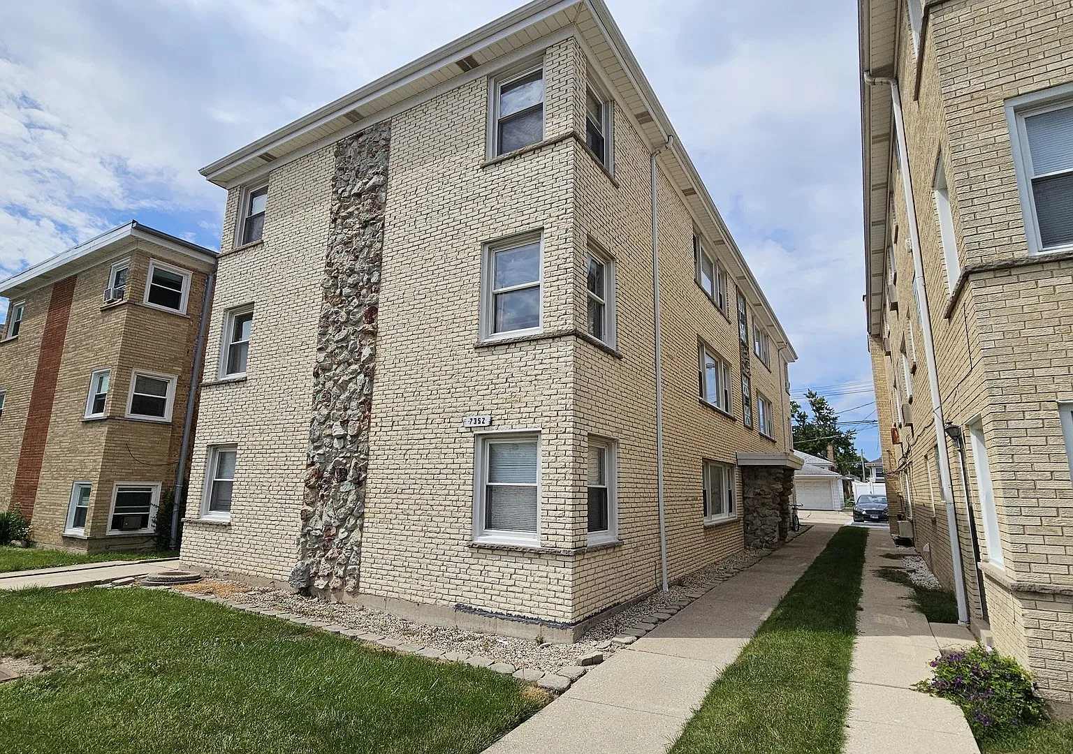 2 bed, $1,750 — Photo 1