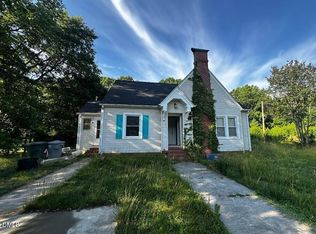 221 Greenvale Rd, Asheboro, NC 27203