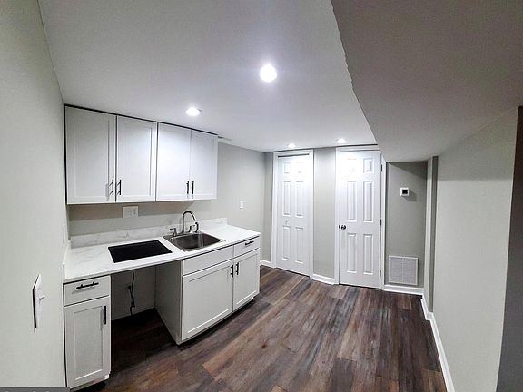 2nd image of 21701 Great Mills Ln #C