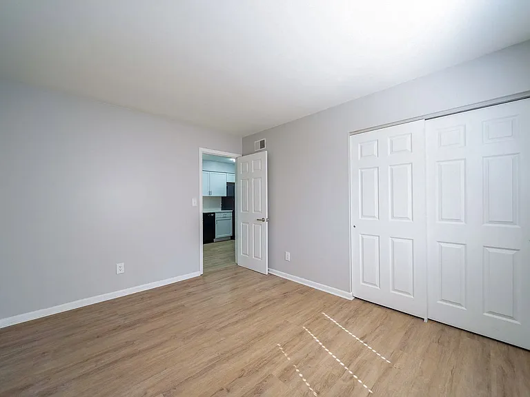 651 Riverview Dr #1 — Photo 8