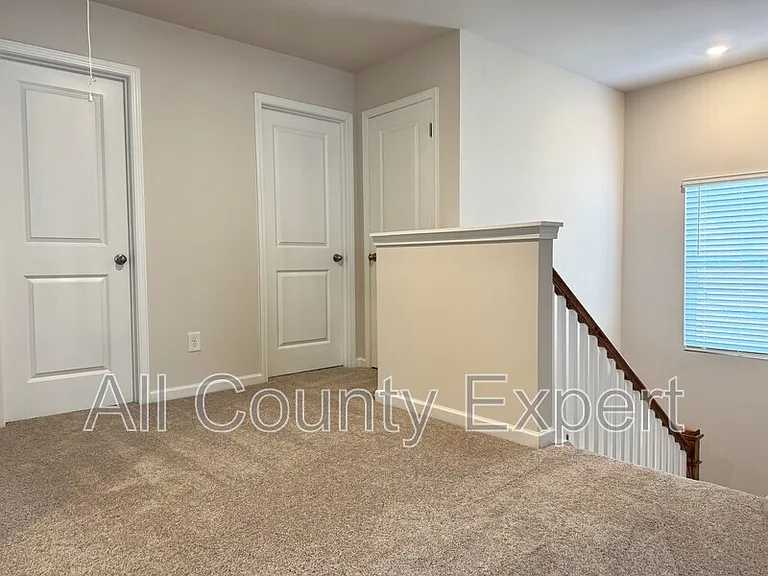 273 Bloomfield Cir — Photo 26