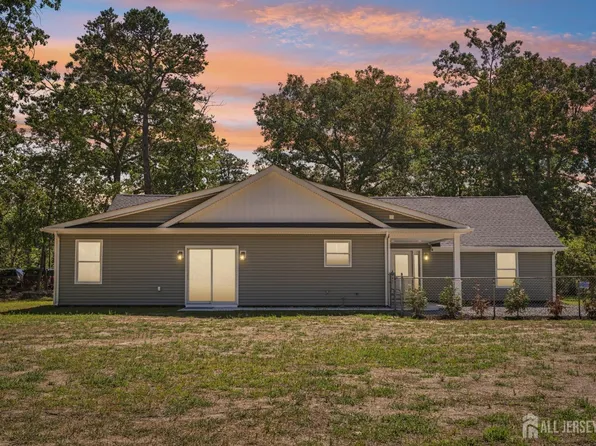 14 Mockingbird Ln, Browns Mills, NJ 08015