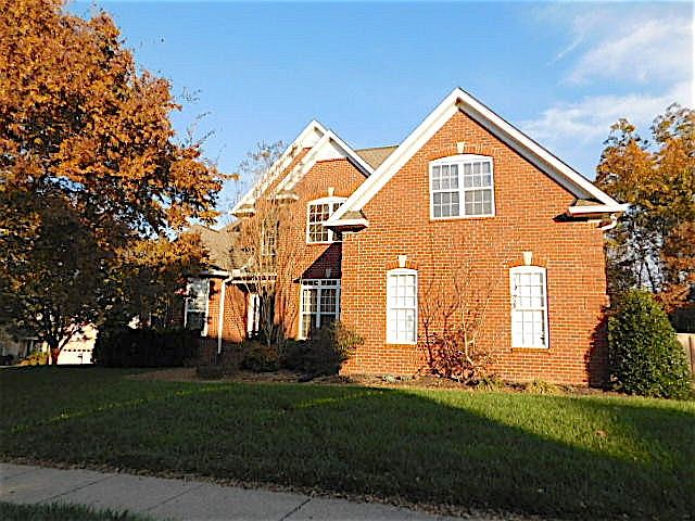 1st image of 606 Regent Park Dr