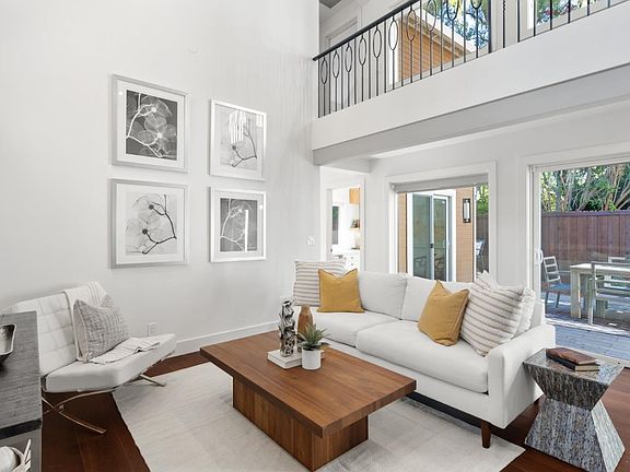 2nd image of 210 Bella Vista Ave