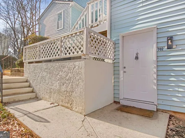 702 Glenleaf Dr, Peachtree Corners, GA 30092