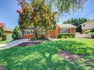 8709 Rayburn Rd, Bethesda, MD 20817