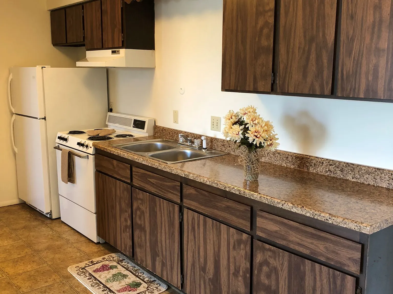 1 bed, 500 sqft, $600 — Photo 2