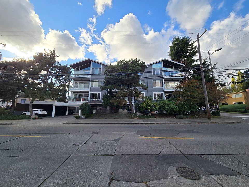 Hawthorne House condo bldg