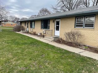 191-193 High Line St, Belvidere, IL 61008