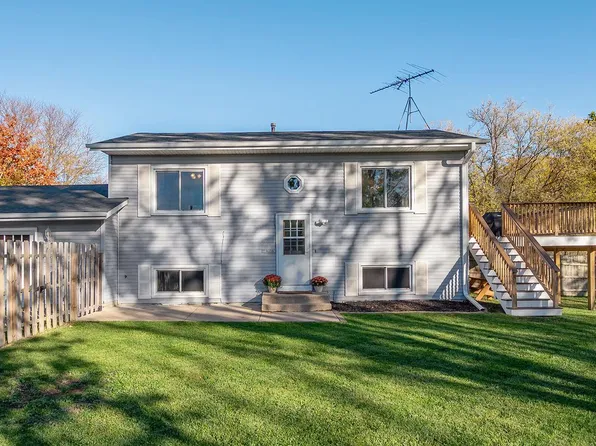 405 Westlawn AVENUE, Elkhorn, WI 53121