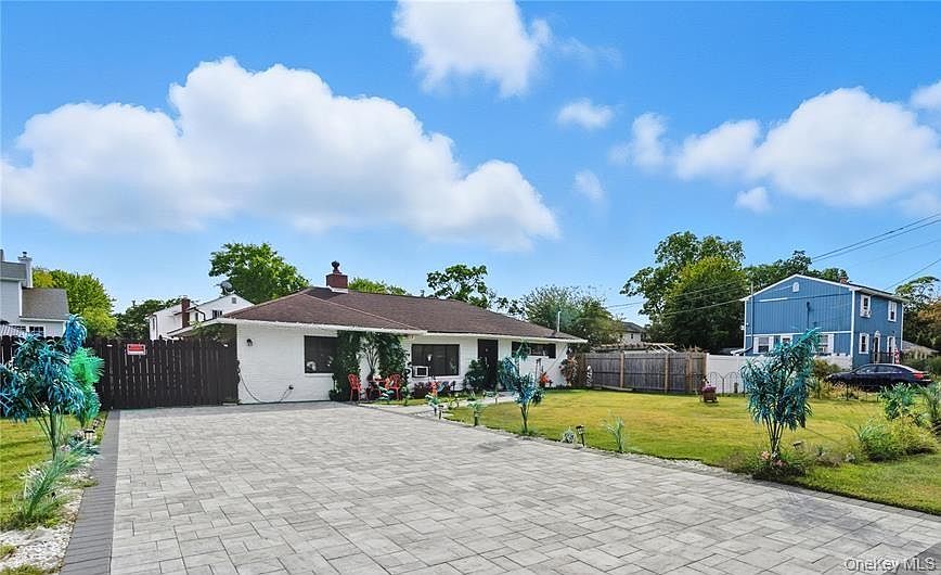 1st image of 70 Trafalgar Drive