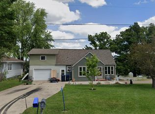 N7082 Airport Rd, Beaver Dam, WI 53916