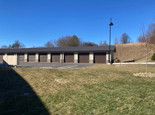 3529 W Walnut St #213, Johnson City, TN 37604