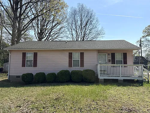 333 E Todd Ln Photo 1