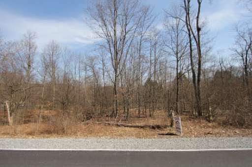 1st image of 9 Edmar Ln