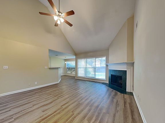 4th image of 550 Peachtree Parc Ct