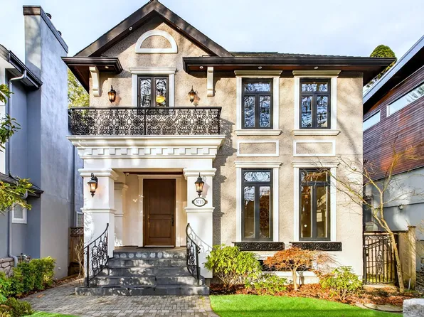 3715 W 22nd Ave, Vancouver, BC V6S 1J5