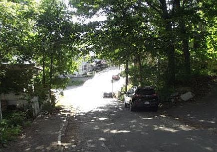 2nd image of 5 Jay St