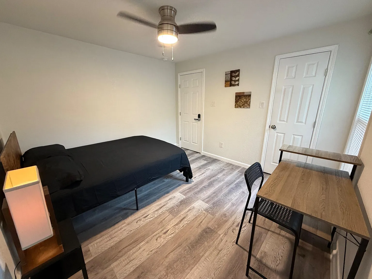 4 bed, 2.0 bath, 1800 sqft, $771 — Photo 1