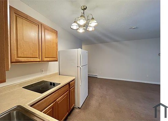 5th image of 4461 Oberlin Ave APT E