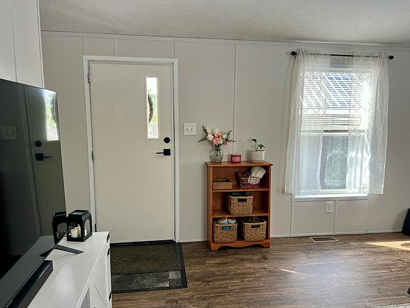 5th image of 393 Nickerson Road