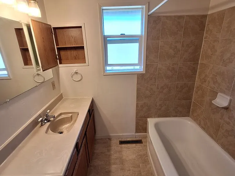 5867 Madrona Dr — Photo 15