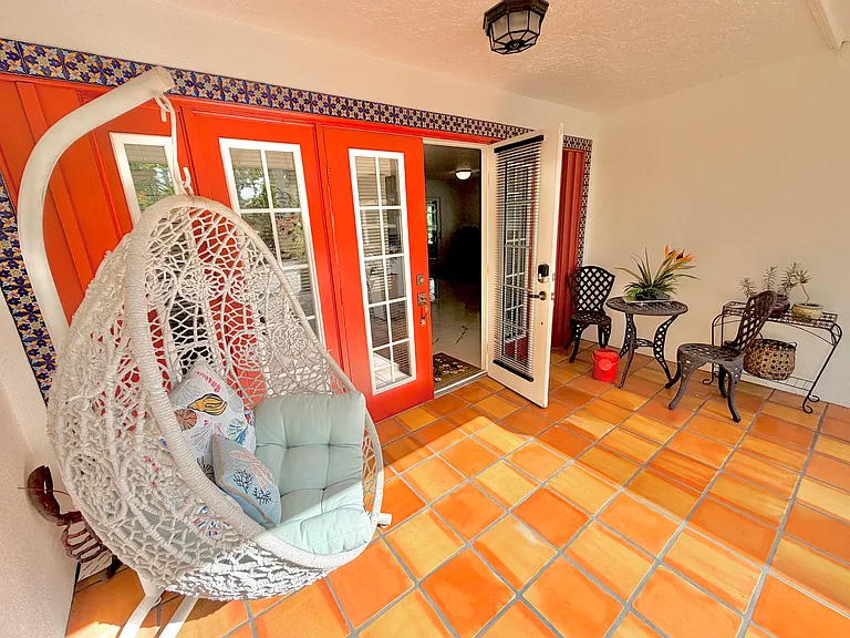 2702 McGregor Blvd — Photo 6