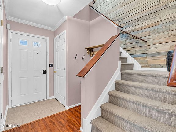 4th image of 10 Buford Court