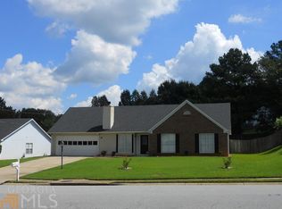 1745 McKendree Lake Dr, Lawrenceville, GA 30043