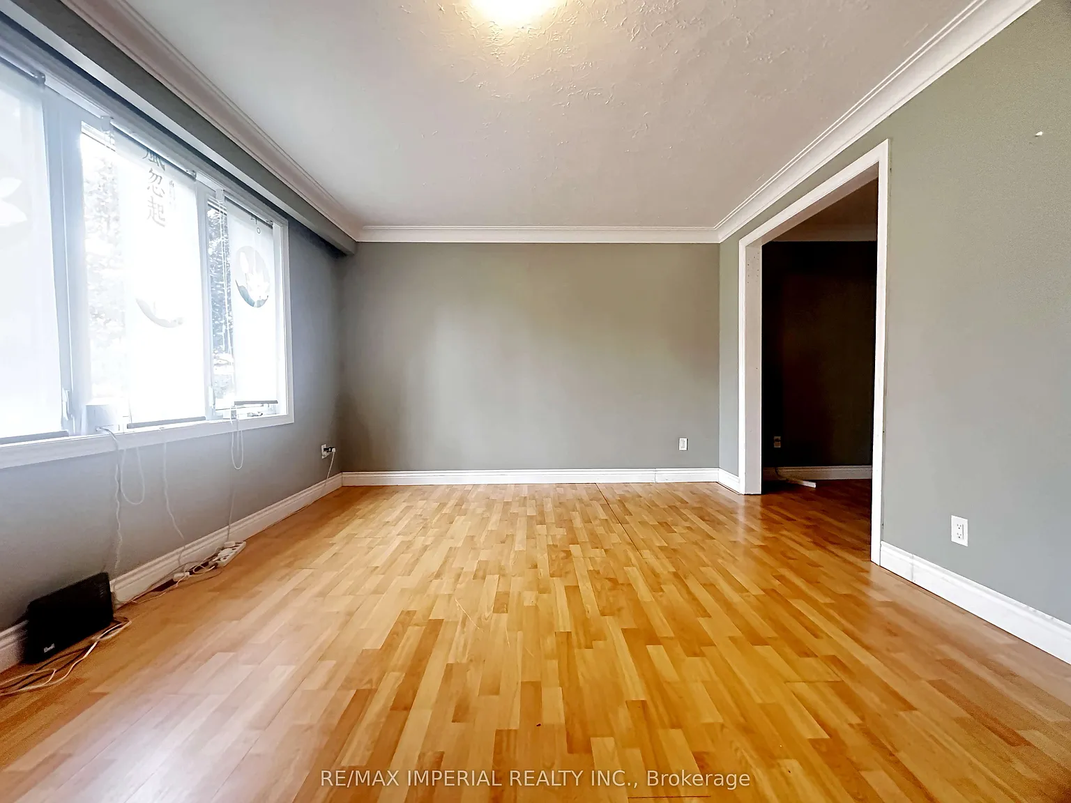 4 bed, $3,300 — Photo 4