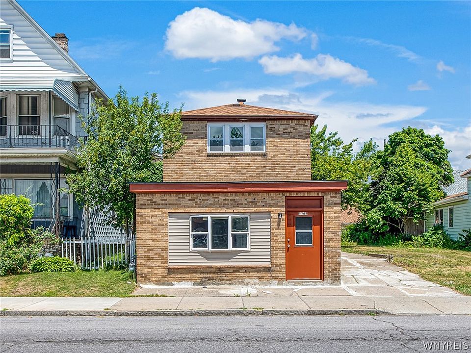 1st image of 1368 E Delavan Ave #N