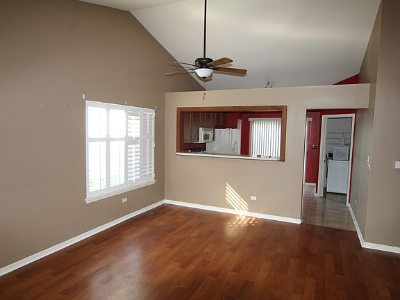 3rd image of 2411 Mayfield Dr