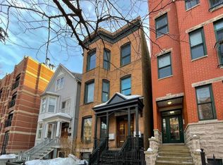 843 W Roscoe St #1, Chicago, IL 60657