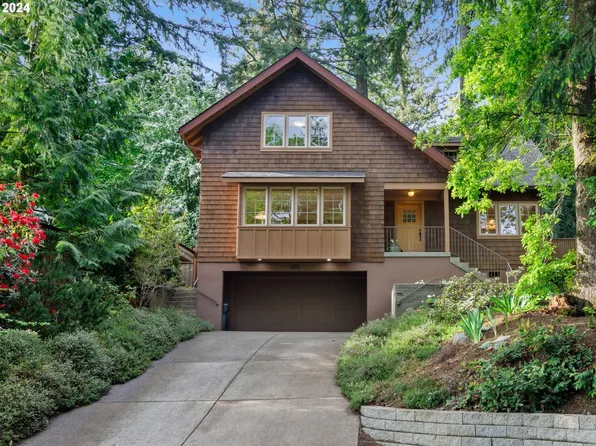 825 SW Westwood Dr, Portland, OR 97239