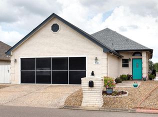 716 Lake View Dr, Mission, TX 78572