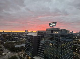 2016 Main St APT 1416, Houston, TX 77002