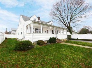 6 Hoyt St, Johnston, RI 02919