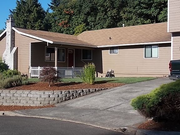 2nd image of 14166 SE Bryn Mawr Ct