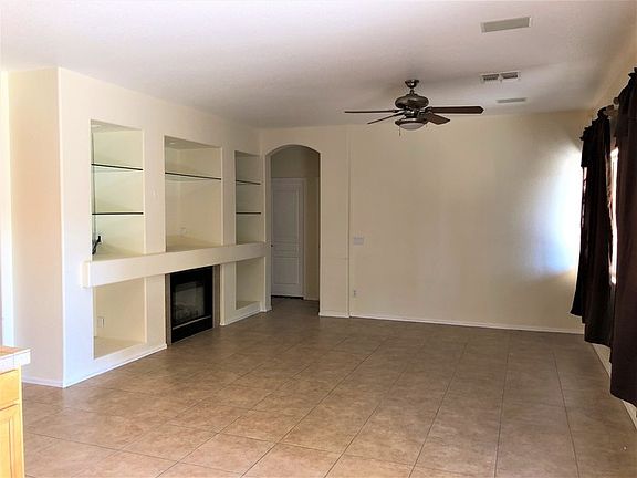 2nd image of 1127 E Carob Dr