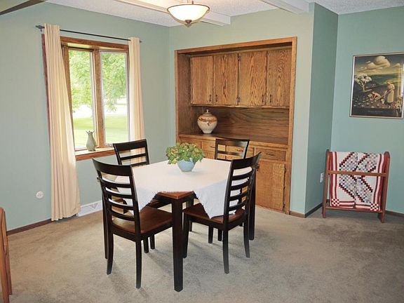 5th image of 505 Loomis Ct