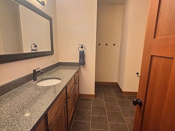 3rd image of 135 Emrie Ln