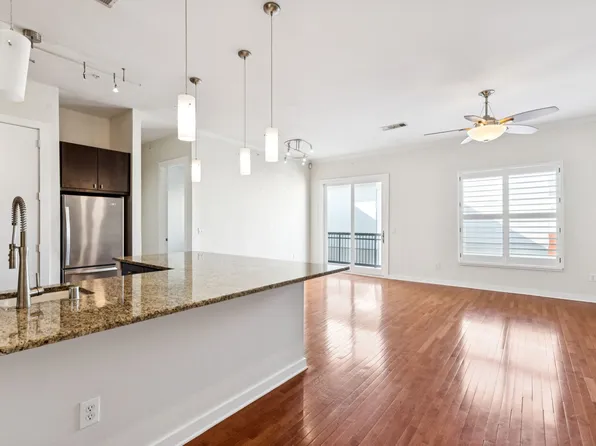 2950 McKinney Ave APT 424, Dallas, TX 75204