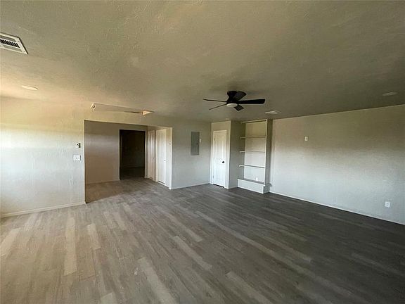 4th image of 22565 Gaddy Rd