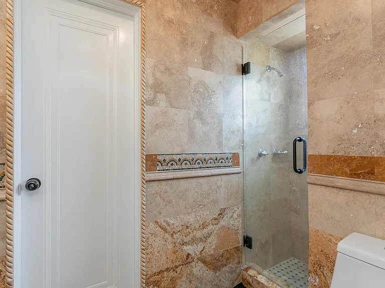 401 S Bermuda Blvd — Photo 32