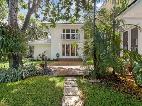 4980 San Amaro Dr, Coral Gables, FL 33146