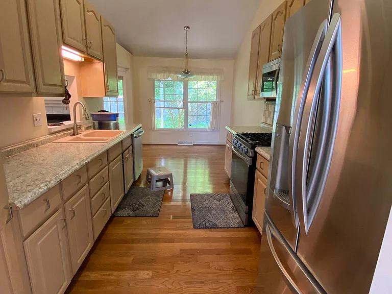 123 Cobblestone Cir — Photo 4