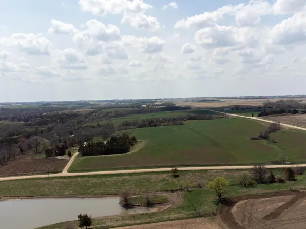 22000 SW 100th St, Hallam, NE 68368