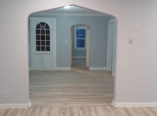 2506 Prast Blvd, South Bend, IN 46628