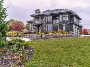 9 Windrose Valley Blvd, Clearview, ON L9Y 0K2