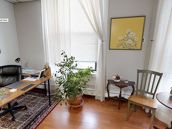 4th image of 47 Bay State Rd #2